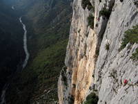 Climbing Fini au Pipi (Category:  Travel)