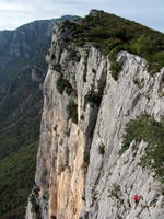 Climbing Fini au Pipi (Category:  Travel)