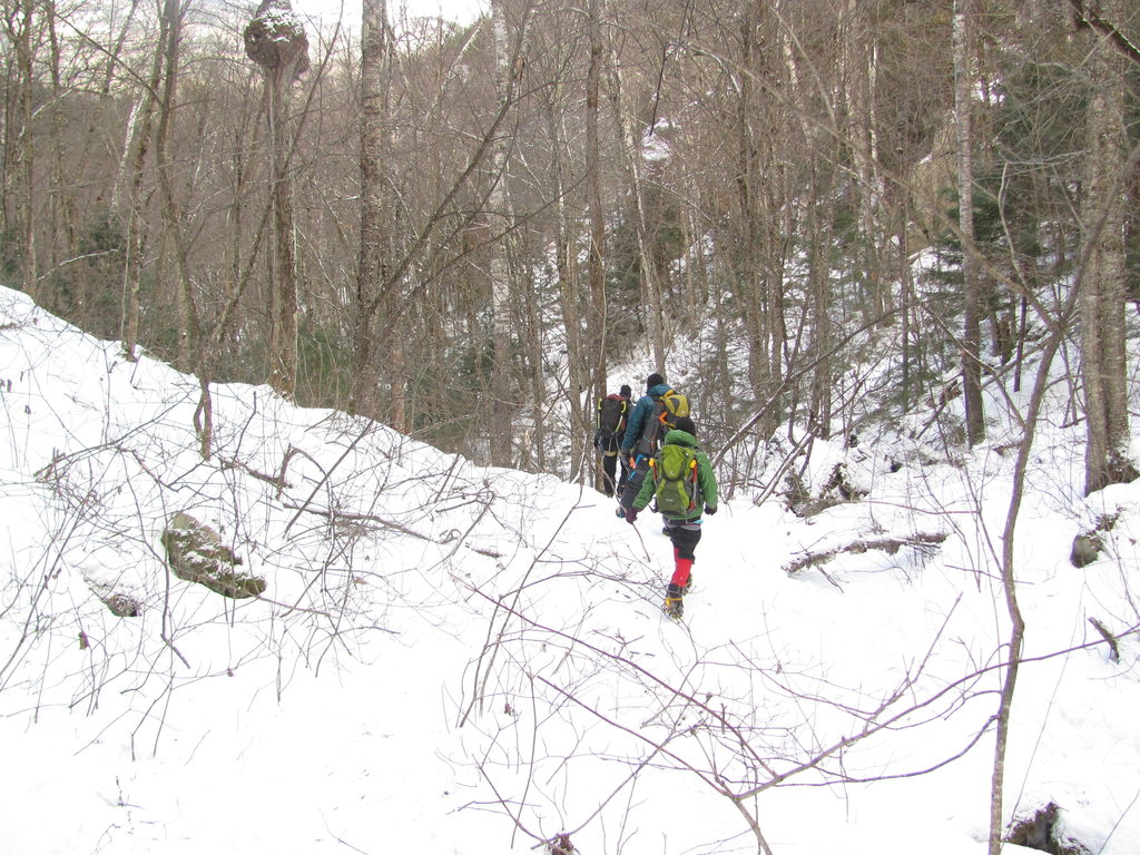 Hiking all the way down Chapel Pond canyon (Category:  Ice Climbing)