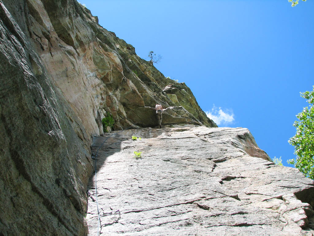Ryan leading the crux of Birdcage. (Category:  Rock Climbing)